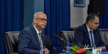 300623 persconferentie BIBIS 02 1 Het Surinaams profiel is internationaal nadrukkelijk versterkt en verbeterd. Het land is volgens minister Albert Ramdin van Buitenlandse Zaken, International Business en Internationale Samenwerking (BIBIS) steeds meer aanwezig op internationale podia en krijgt als zodanig ook die erkenning.