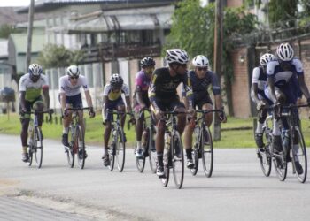 Wielrenners openen 2024 officieel met SWU warming up race