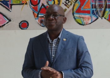 Amoksi Justitieminister Kenneth Amoksi heeft vandaag een oproep gedaan en ook een waarschuwing gestuurd naar alle criminelen die verschillende gebieden in het land teisteren.