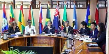 BIBIS 01 20e CARICOM Japan consultatie Op vrijdag 12 juli 2024 vond op het CARICOM Secretariaat te Georgetown, Guyana, de 20ste CARICOM-Japan consultatie plaats. De vergadering werd mede voorgezeten door Suriname, in de hoedanigheid van de eerstvolgende voorzitter van de Ministeriële Raad voor Buitenlandse Zaken van de CARICOM, Ambassadeur Liselle Blankendal. Haar medevoorzitter was de assistent-minister van het Bureau voor Latijns-Amerikaanse en Caribische Zaken, Ministerie van Buitenlandse Zaken van Japan, Yasushi Noguchi.