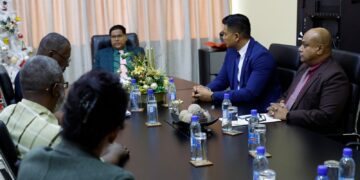 Chan en gold mining 1 President Chandrikapersad Santokhi heeft op 5 januari 2024 een Presidentiële Werkgroep ingesteld om enkele zaken aan te pakken die nog aandacht behoeven binnen de bloeiende luchtvaartsector.