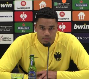 Danilho Doekhi 2022 Danilho Doekhi staat mogelijk voor een transfer naar Leeds United in de Premier League. Benieuwd naar zijn kansen en achtergrond? Lees het volledige verhaal hier.