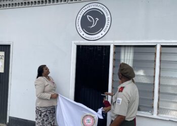 Defensie lanceert eigen begrafenisfonds voor personeel2 1 Met de lancering van de Stichting Uitvaartverzorging Defensie (Stg. UD) is een eigen begrafenisfonds voor zowel actieve als gepensioneerde personeelsleden van het ministerie van Defensie, een feit.