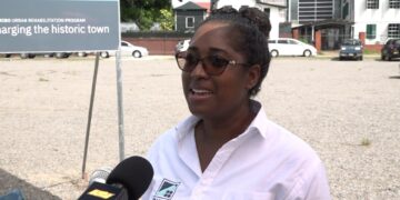 Deul De werkzaamheden om de Waterkant en omgeving anders in te richten zijn uiteindelijk begonnen. Bijna twee jaren na de grote aankondiging kan de modernisering en het mooier maken uiteindelijk beginnen.