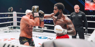 Donegi Abena web 2 Niet alleen het achtmanstoernooi van Glory leverde een rel op door het incident tussen Jamal Ben Saddik en Rico Verhoeven.