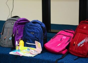 Gesjoemel bij schooltassenproject