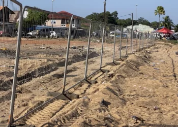 Frans-Guyana sluit grootste illegale poort voor Surinamers