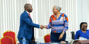 Foto3 Valerie Lalji is de nieuwe directeur Energie op het ministerie van Natuurlijke Hulpbronnen (NH). De benoeming heeft per 1 januari 2024  plaatsgevonden.