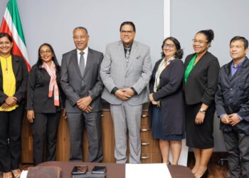IMG 0896 e1692981549703 1200x726 1 Met het oog op een goed gestructureerd en gecoördineerd nationaal beleid voor ''local content'' heeft president Chandrikapersad Santokhi besloten tot de oprichting van de Local Content Board.