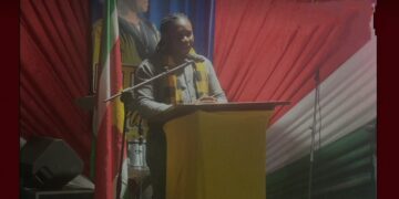 Kanape: Blijven strijden voor beter Suriname