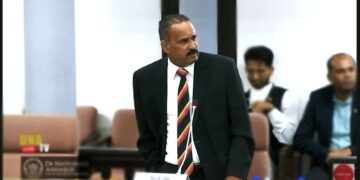 Jogi web 3 VHP-parlementariër Jogi vraagt om duidelijkheid over het onverwachte buitenlandse bezoek van president Simons en de rol van haar echtgenoot. Lees