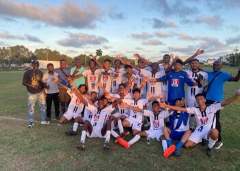 KFC Goodwill Football Tournament 2023 Sportende studenten van het VWO 4 hebben Suriname vertegenwoordigd tijdens de vierde editie van het KFC Goodwill Football Tournament U18 in Georgetown, Guyana.