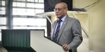 Personeel SAO is loze beloftes minister Mac Andrew al zat