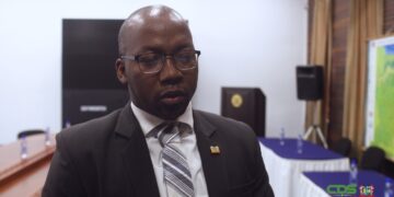 Minister David Abiamofo 1 Het besluit van de regering om de gastarieven te verhogen moest, anders zou de maandelijkse subsidie een bedrag van ruim 2 miljoen per maand zijn. Dit liet hij vandaag weten aan journalisten voor de vergadering van de ministerraad. De bewindsman zegt dat de regering wel gerapporteerd zal worden over het commentaar van de vakbeweging dat zij de verhoging niet willen.