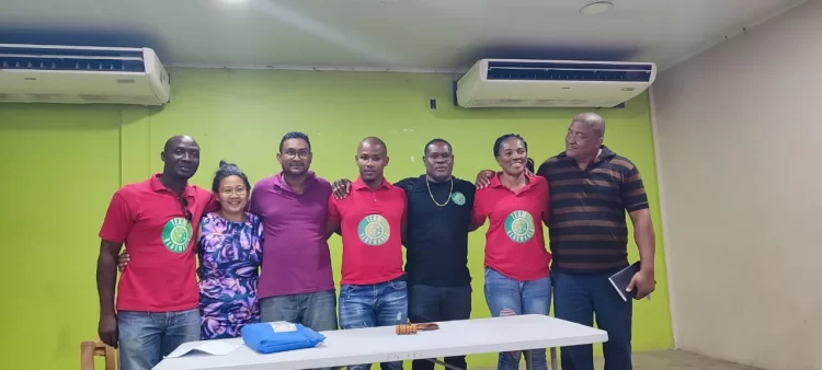 Nieuw bestuur EBS onderleiding van Marciano Hellings 2 POLITIEK & ECONOMIE | MISDAAD & POLITIE | INGEZONDEN | COLUMN & OPINIE | ENTERTAINMENT | SPORT | GEZONDHIED | KEY NEWS |