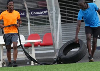 P1280624 1 Zachari Zeegelaar zal op de Concacaf Gold Cup, die van 16 juni tot en met 16 juli plaats zal vinden, te bewonderen zijn. De Concacaf publiceerde woensdag de lijst van alle officials die in actie zullen komen op dit toernooi.