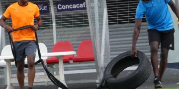 P1280624 1 Zachari Zeegelaar zal op de Concacaf Gold Cup, die van 16 juni tot en met 16 juli plaats zal vinden, te bewonderen zijn. De Concacaf publiceerde woensdag de lijst van alle officials die in actie zullen komen op dit toernooi.