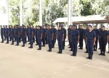 POLITIE HEEFT TOCH 2 “Ik weet niet of het fake nieuws is.” “Ergens moet er een bron zijn van deze informatie, maar die bron is niet van de korpsleiding”, zegt woordvoerder Milton Kensmil van het Korps Politie Suriname.
