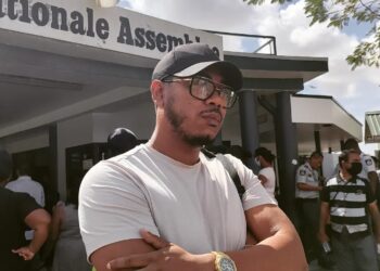 Pakkitow 1 “Ik ben bezig met iets”, zegt activist Stephano ‘Pakittow’ Biervliet verwijzend naar een grote actie.