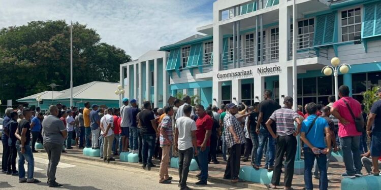 Protest-rijstboren- Foto Dagblad Suriname