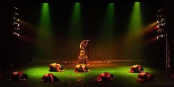 Satrangi HB Media onthult met trots de veelzijdige theatershow "Celebration Srefidensi" in Thalia. Djina Sanchit, zowel directeur als regisseur van het entertainmentbedrijf, deelt met Key News dat deze primeur op 26 november gewijd is aan Surinames staatkundige onafhankelijkheid.