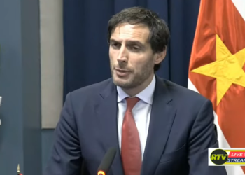 Screenshot 2023 07 03 112852 De minister van Buitenlandse Zaken, tevens vicepremier Wopke Hoekstra, zegt dat er nu gekeken moet worden naar het traject met de nazaten van slavernij na de excuses.