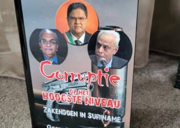 Foto president Santokhi onrechtmatig gebruikt bij boek over Corruptie