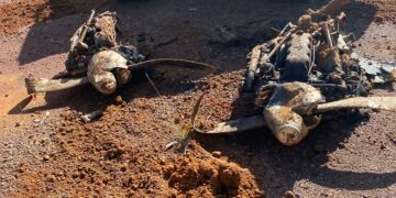 Begraven drugsvliegtuig opgegraven in Goliathgebied en illegale landingsbaan onklaar gemaakt