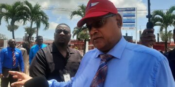 WhatsApp Image 2023 08 04 at 13.44.06 De benoeming van de procureur-generaal, zoals dat staat in onze grondwet, staat los van de politiek. Dat zegt de president Chandrikapersad Santokhi op de kritieken die worden geleverd door zijn regeringspartner.