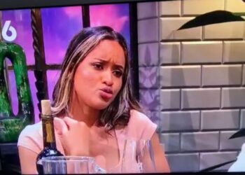 Surinaamse noemt binnenlanders ‘naakte oermensen’ op Nederlandse tv
