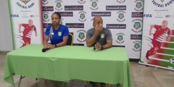 WhatsApp Image 2023 11 28 at 7.02.43 PM De vrouwenvoetbalselectie speelt woensdag ver van huis tijdens de vijfde Concacaf W Gold Cup kwalificatie speelronde. Het nationaal team zal in Antigua en Barbuda proberen de belangrijke drie punten binnen te halen. Groepstegenstanders Dominica en Guyana staan frappant genoeg in het Franklin Essedstadion tegenover elkaar.