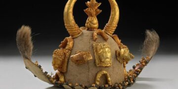 Britse musea lenen historische Ashanti kroonjuwelen uit aan Ashanti-koning