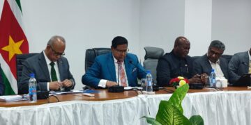 WhatsApp Image 2024 05 09 at 6.43.14 AM 1 De staat heeft tot nu toe SRD 45 miljoen 260 duizend geïnd via grondconversie. Dit maakte president Chandrikapersad Santokhi woensdag tijdens een regeringspersconferentie bekend.