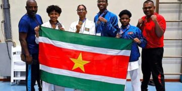 WhatsApp Image 2024 07 14 at 3.50.22 PM De Surinaamse Karate Associatie (SKA) heeft van 8-14 juli 2024 deelgenomen aan de 7e Caraïbische Karate Kampioenschappen op Curaçao. Aan deze kampioenschappen hebben 12 atleten meegedaan. Suriname heeft in totaal: 3 goud, 3 zilver en 4 brons binnen gehaald.