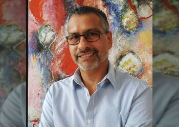 arun hindori web De laatste dagen is er een daling van de valutakoers te merken, maar dit heeft nog niet geresulteerd in een daling van de prijzen van levensmiddelen in de winkels. “Dat kunnen we nog niet verwachten”, zegt voorzitter Arun Hindori van het Platform Levensmiddelen Importeurs in Suriname.