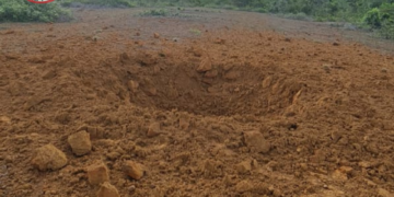 avanavero landingsbaan 1 In het kader van het drugsbestrijdingsplan zijn in het Westen van Suriname vijf illegale landingsbanen gelokaliseerd door de drugsbestrijdingsdiensten. Deze illegale landingsbanen zullen onklaar worden gemaakt.