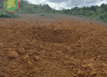 avanavero landingsbaan Het Openbaar Ministerie (OM) Suriname deelt mede dat een landingsbaan in Avanavero in het westen van Suriname, die eerder voor illegale landingen werd gebruikt en op 1 december 2022 onklaar werd gemaakt, opnieuw onklaar is gemaakt op 16 mei 2024.