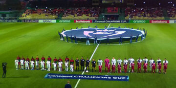 binhood2 web “Wij hebben gestreden, een aantal mensen blij gemaakt en ook voetbal in Suriname weer op de kaart gezet”, aldus de woorden van een contente Roberto Gödeken. Ondanks de uitschakeling van zijn ploeg straalde de Robinhood-coach woensdagavond  in de strijd om de CONCACAF Champions League aan de hand van Herediano rust uit.