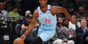NBA play-offs finale: Denver vs Miami