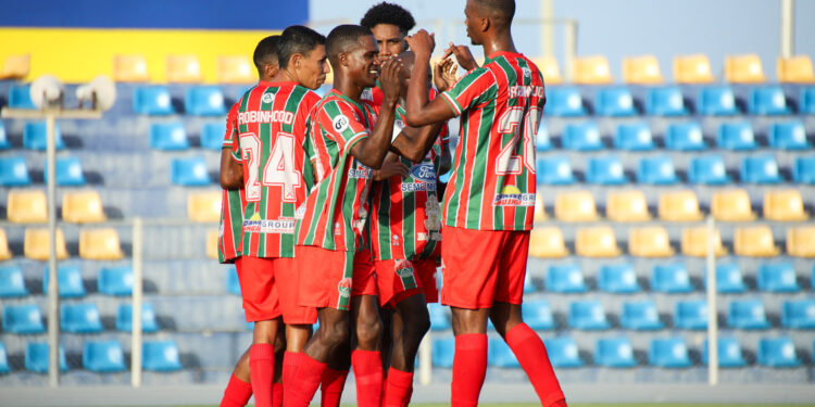 WILLEMSTAD, CURAÇAO. JULY 28th: Robinhood Team Celebrate his a Goal during the  Round of 16 match between SV Robinhood and A.S Etoile de Matoury  in the CFU Club Shield, held at the Ergilio Hato stadium, in Willemstad, Curaçao.

(PHOTO BY QUINCY LOPEZ/STRAFFONIMAGES/MANDATORY CREDIT/EDITORIAL USE/NOT FOR SALE/NOT ARCHIVE)