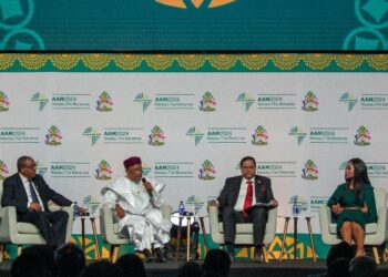 chan afri Tijdens het Afri-Caribbean Trade and Investment Forum 2024 werd een presidentiële plenaire sessie gehouden met als thema ‘United we stand, divided we fall’, gericht op het opbouwen van relaties voor gedeelde toekomstperspectieven voor alle Afrikanen.