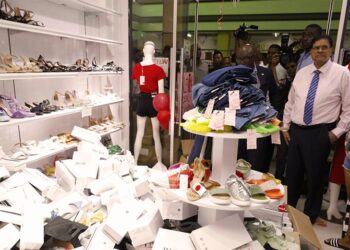 chan mall web 1 “De ondernemers zijn dit keer goed voorbereid”, zegt bestuurslid Anwar Moenne van de Winkeliers en Ondernemers Vereniging Suriname (WOVS).