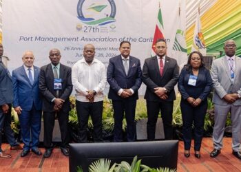 chan port management President Chandrikapersad Santokhi heeft tijdens de 27ste algemene vergadering van de Port Management Association of the Caribbean (PMAC) aangegeven dat havens een cruciale rol spelen in de economie van de regio en dienen als poorten naar de wereld.