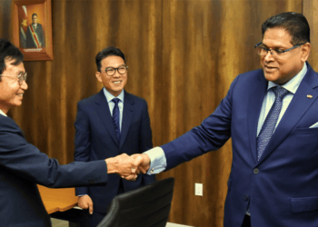 china investment cie De presidentiële werkgroep, Suriname China Investeringscomité, heeft als opdracht om investeringen en investeerders vanuit China te identificeren en faciliteren.