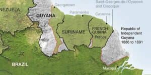 Kaart met alle betwiste gebieden in de Guyana's.