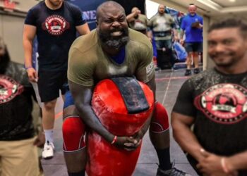 Dongo 4e en Balansi 6e World Strength Games