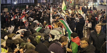 gaza web 1 In het noorden van de Gazastrook bevindt zich volgens de Wereldgezondheidsorganisatie (WHO) geen enkel werkend ziekenhuis meer. Het Al Ahliziekenhuis, dat aanvankelijk als het laatste operationele ziekenhuis werd beschouwd, is nu volledig buiten bedrijf als gevolg van aanvallen door Israël.