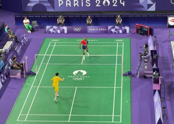 Badmintonner Opti verliest van nummer 1 van de wereld