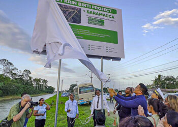 krin birti sarca web Op initiatief van het Ministerie van Ruimtelijke Ordening en Milieu (ROM) is het project Krin Birti gelanceerd in het ressort Jarikaba in district Saramacca.