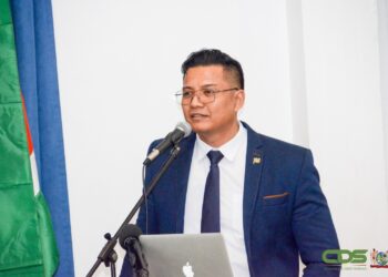 minister Dasai 001 Het ministerie van Ruimtelijke Ordening en Milieu (ROM) heeft het initiatief genomen om een eendaagse workshop te organiseren voor het opzetten van een National Geospatial Intelligence Hub, of Nationaal Georuimtelijke Dataplatform.